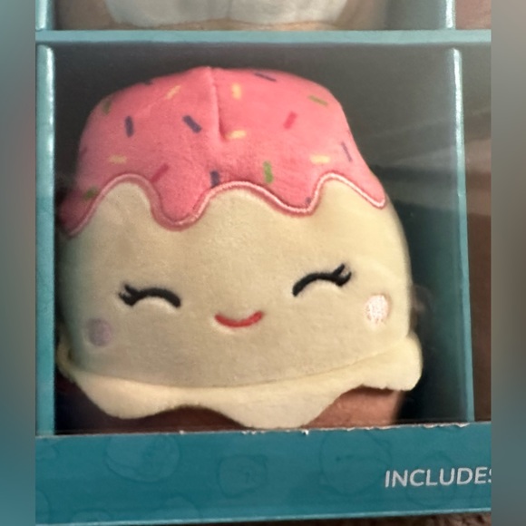 8 5” Kellytoy Squishmallows - Assorted Mini Pack - 8 5” Squishmallows Set - Picture 13 of 16